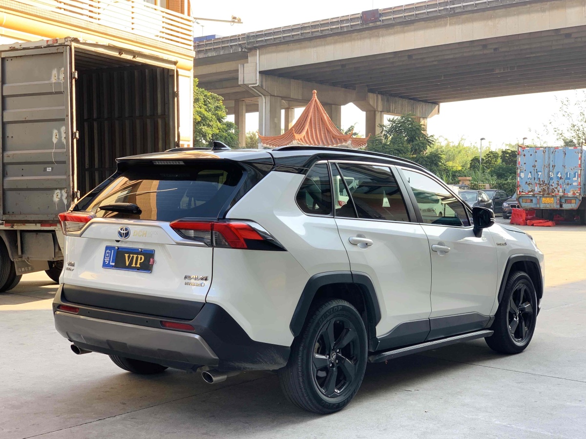 丰田 rav4荣放 2020款 双擎 2.5l cvt四驱旗舰版图片