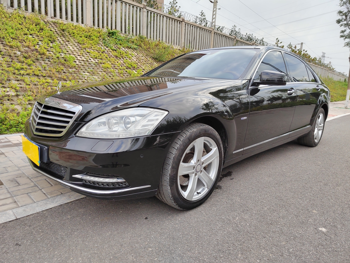 2012年3月奔驰 奔驰s级 2012款 s 300 l 豪华型 grand edition