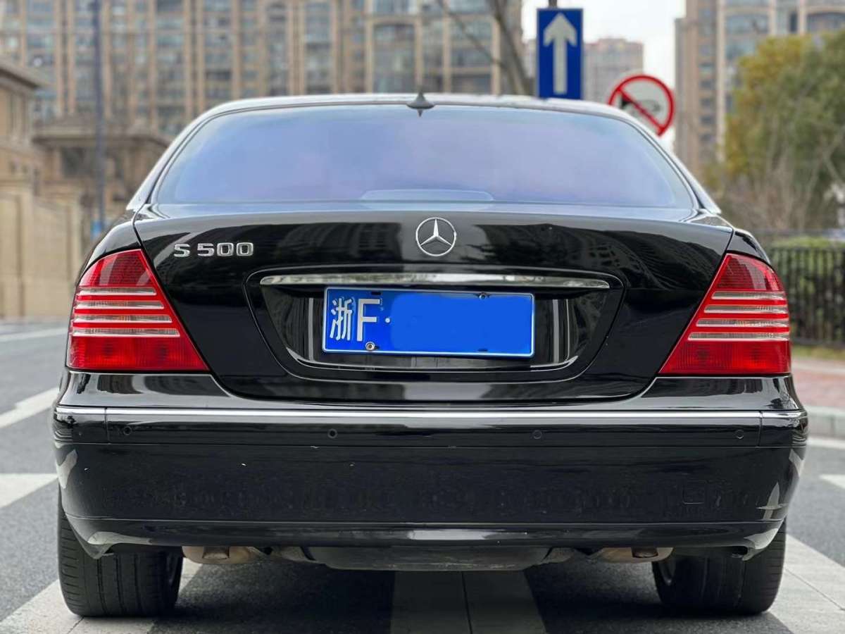 2004年11月奔驰 奔驰s级  2003款 s500 5.0l