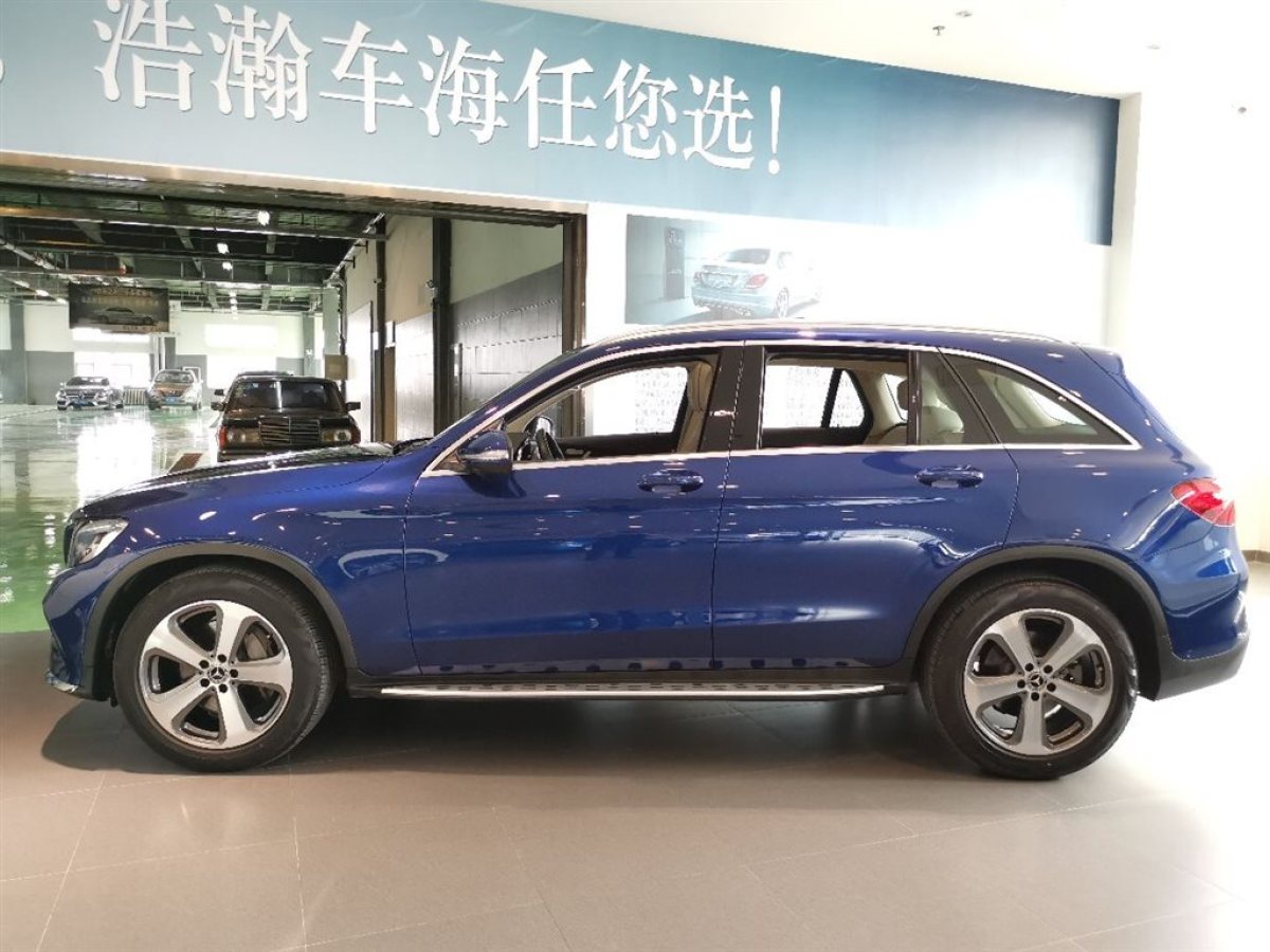 【北京】2017年08月 奔驰 奔驰glc 2017款 glc 300 4matic 动感型