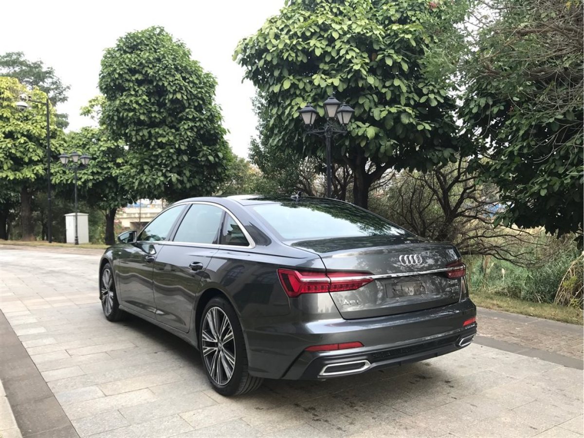 2019年01月奥迪 奥迪a6l 2019款 45 tfsi quattro 尊享动感型