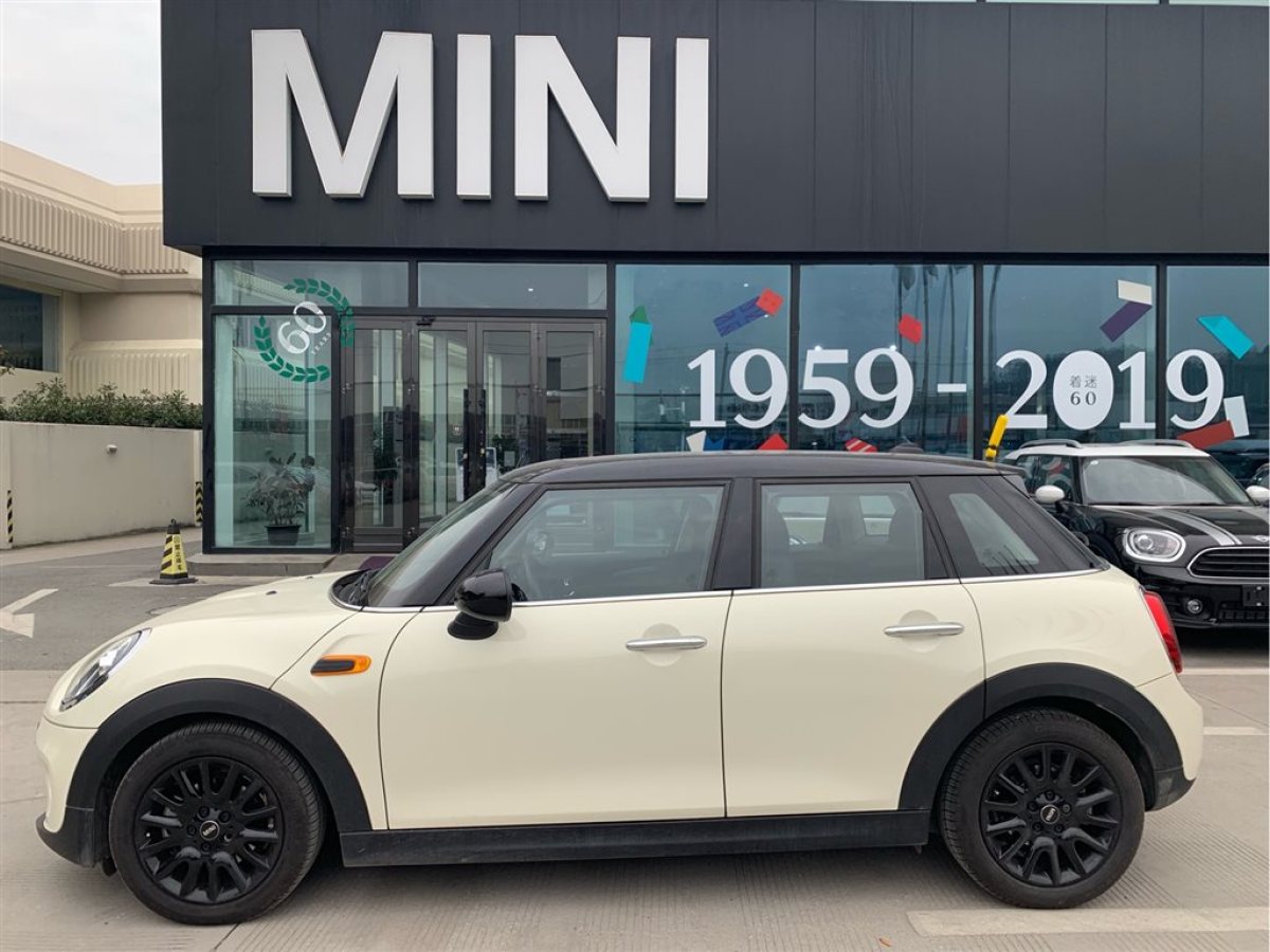 2019年05月mini mini 2018款 1.5t cooper 经典派 五门版