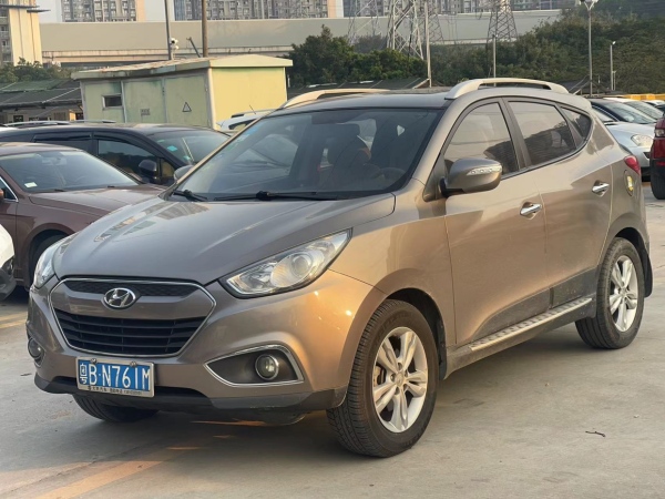 现代 ix35 2012款 2.0l 自动两驱精英版gls