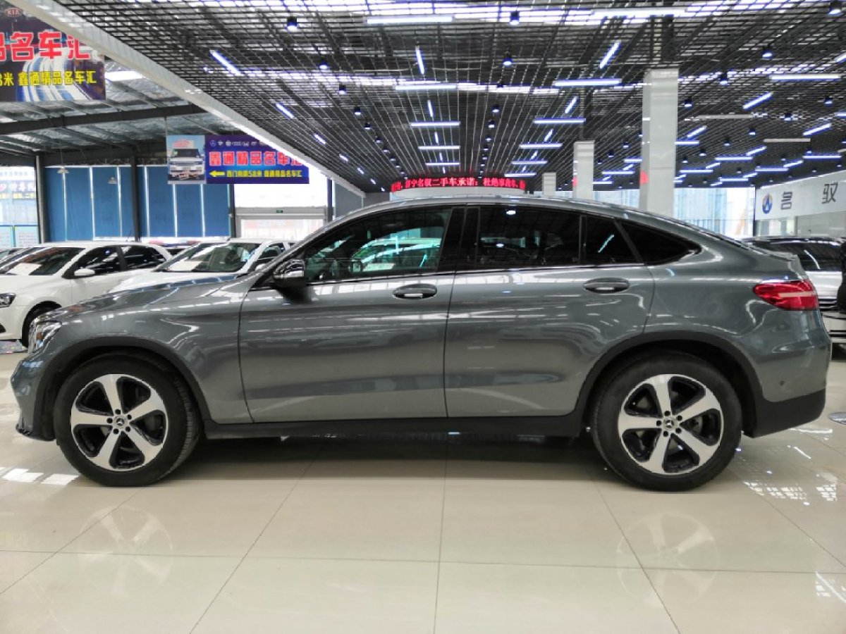 【济宁】2018年3月 奔驰 奔驰glc 2018款 glc 200 4matic 轿跑suv