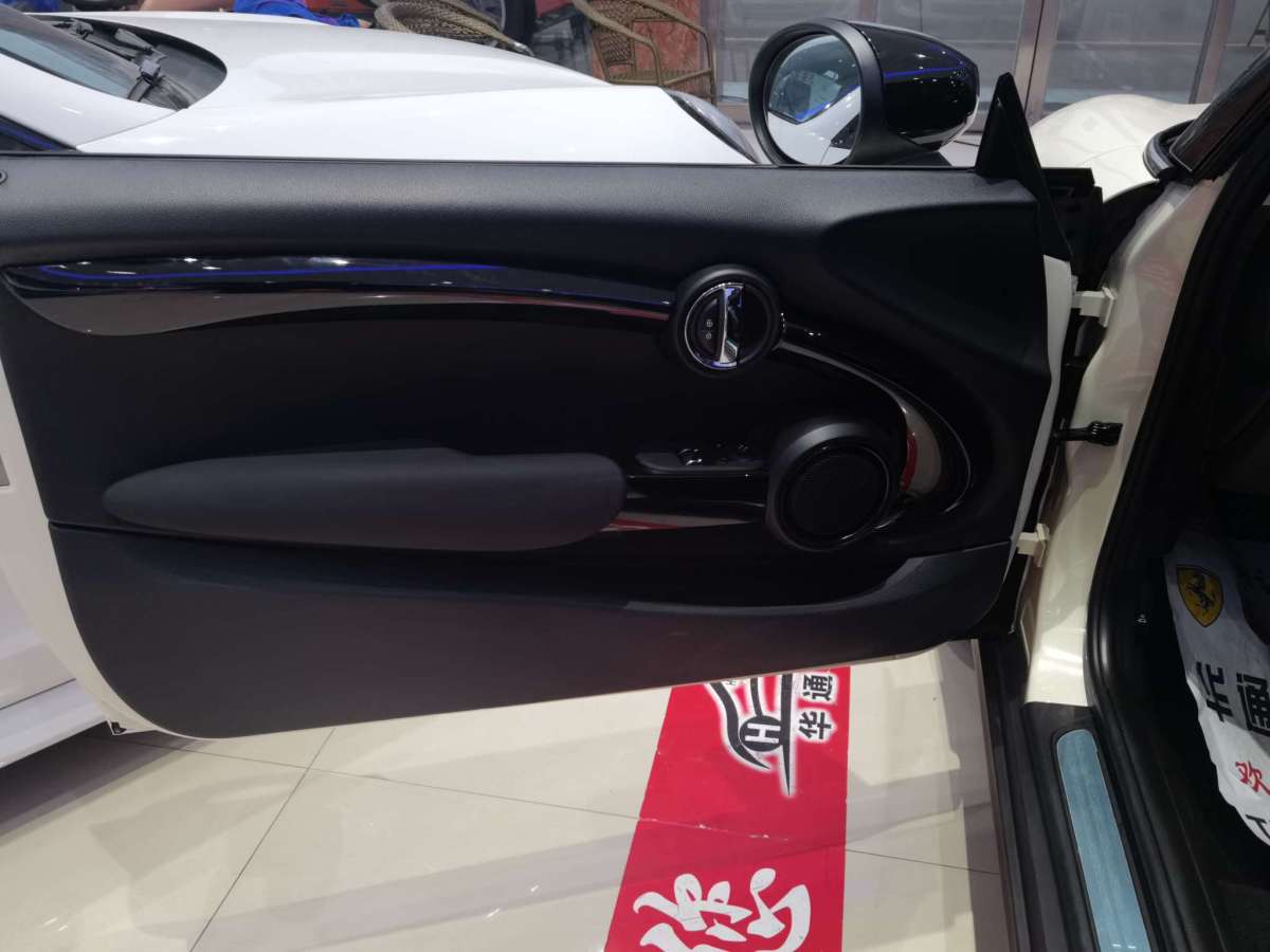 mini mini 2020款 1.5t cooper 经典派 五门绝色版图片