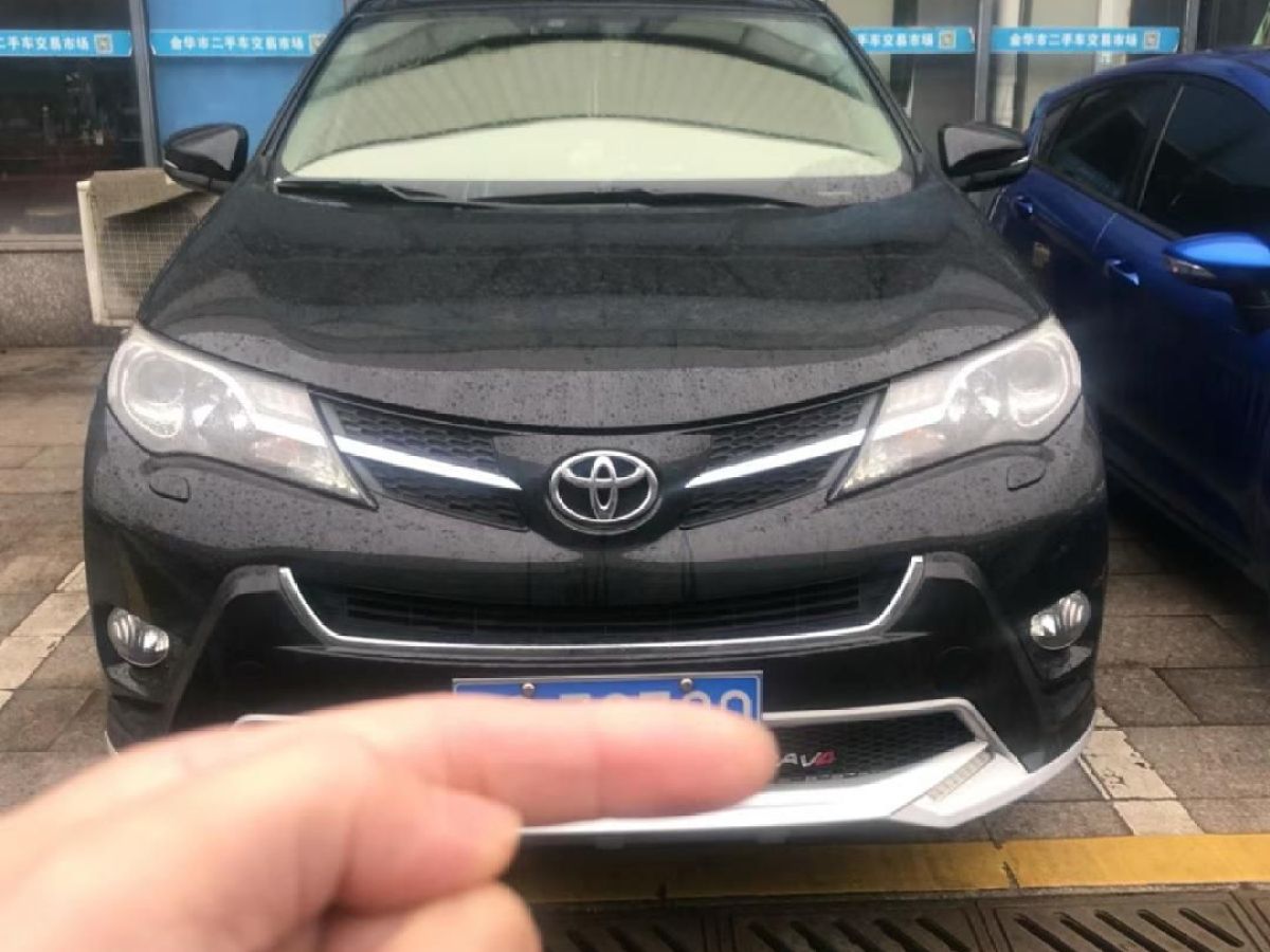 丰田 rav4荣放 图片