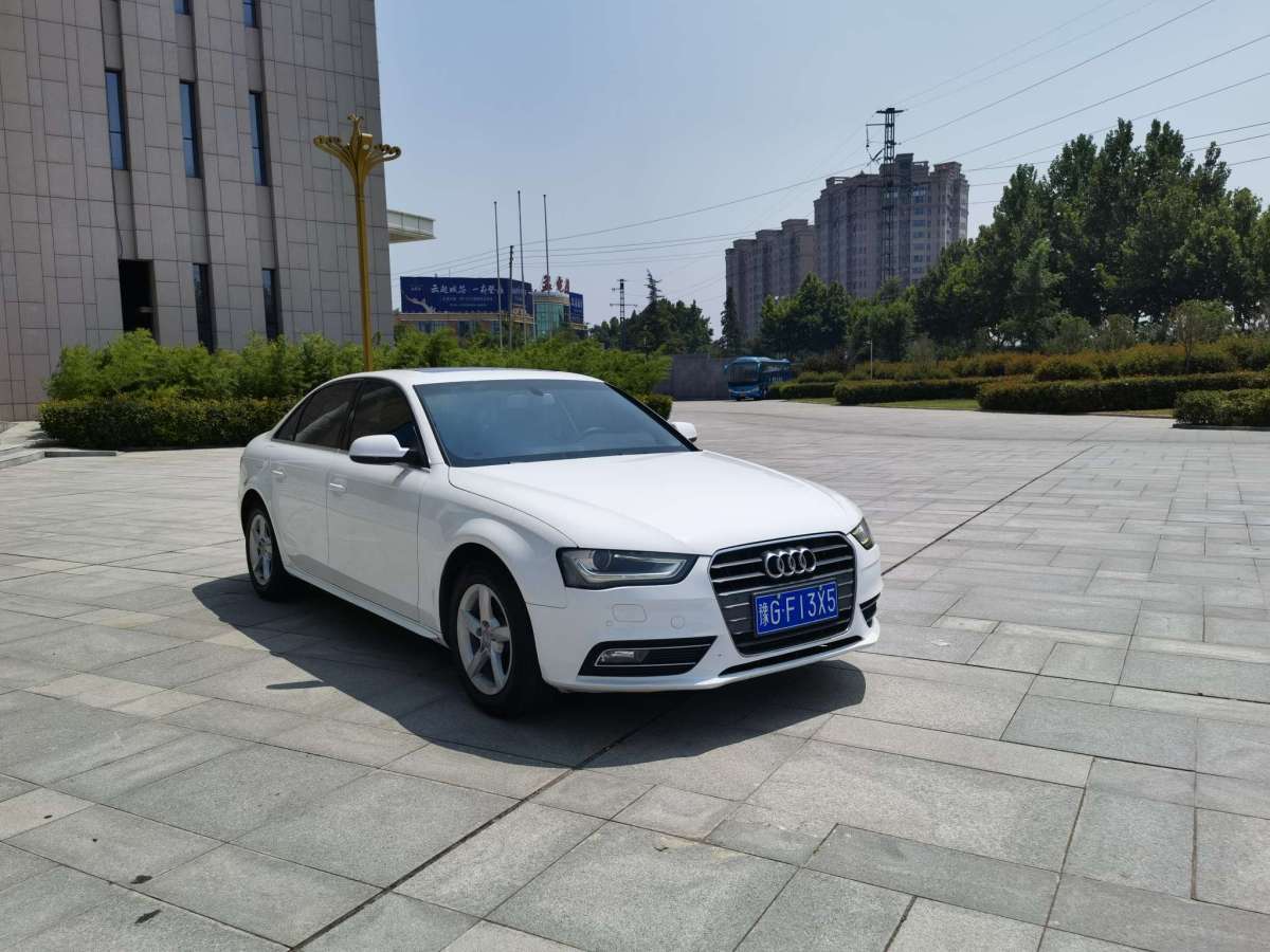 奥迪 奥迪a4l 2015款 35 tfsi 自动标准型图片