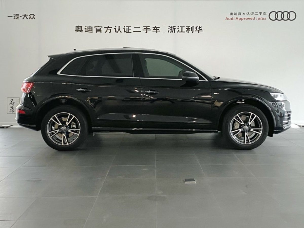 2019年09月奥迪 奥迪q5l  2018款 45 tfsi 尊享时尚型