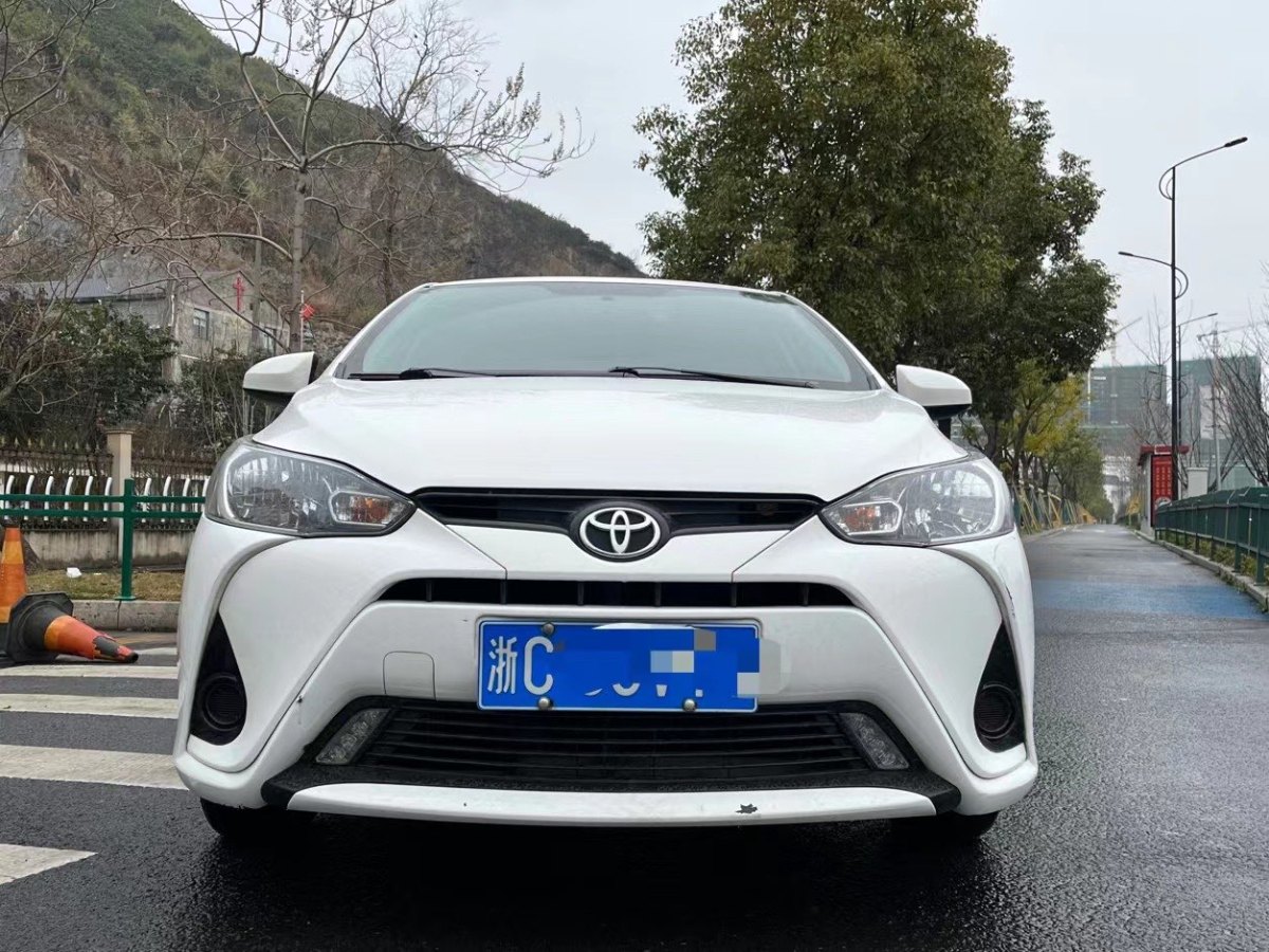 丰田 yaris l 致享 2017款 1.5e cvt魅动版图片