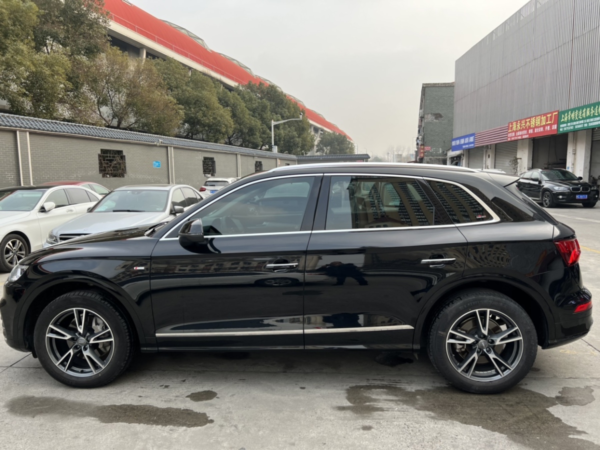 奥迪 奥迪q5l  2020款 40 tfsi 荣享时尚型图片