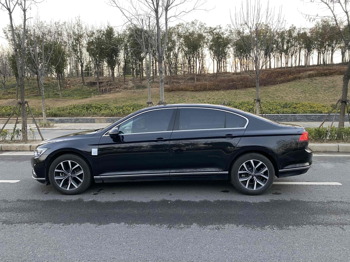 大众 迈腾  2019款  330tsi dsg 领先型 国vi图片