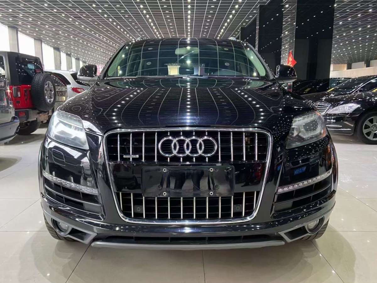 奥迪 奥迪q7  2014款 35 tdi 运动型图片