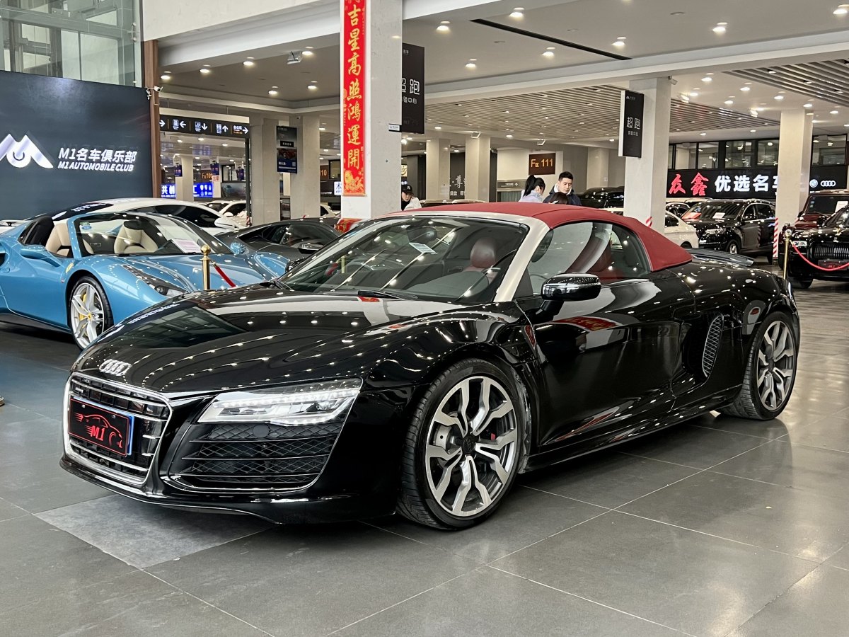 奥迪 奥迪r8  2014款 spyder 5.2 fsi quattro图片