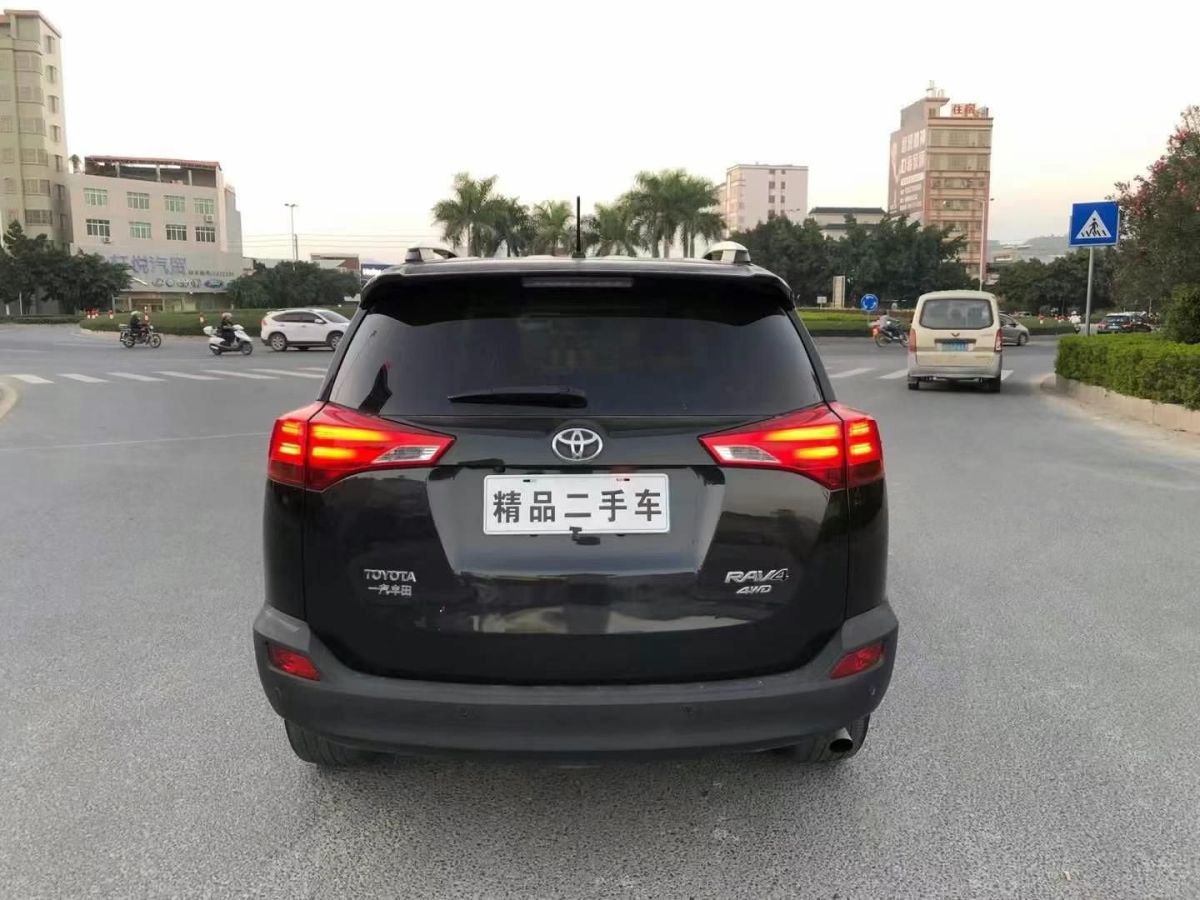 丰田 rav4荣放 图片