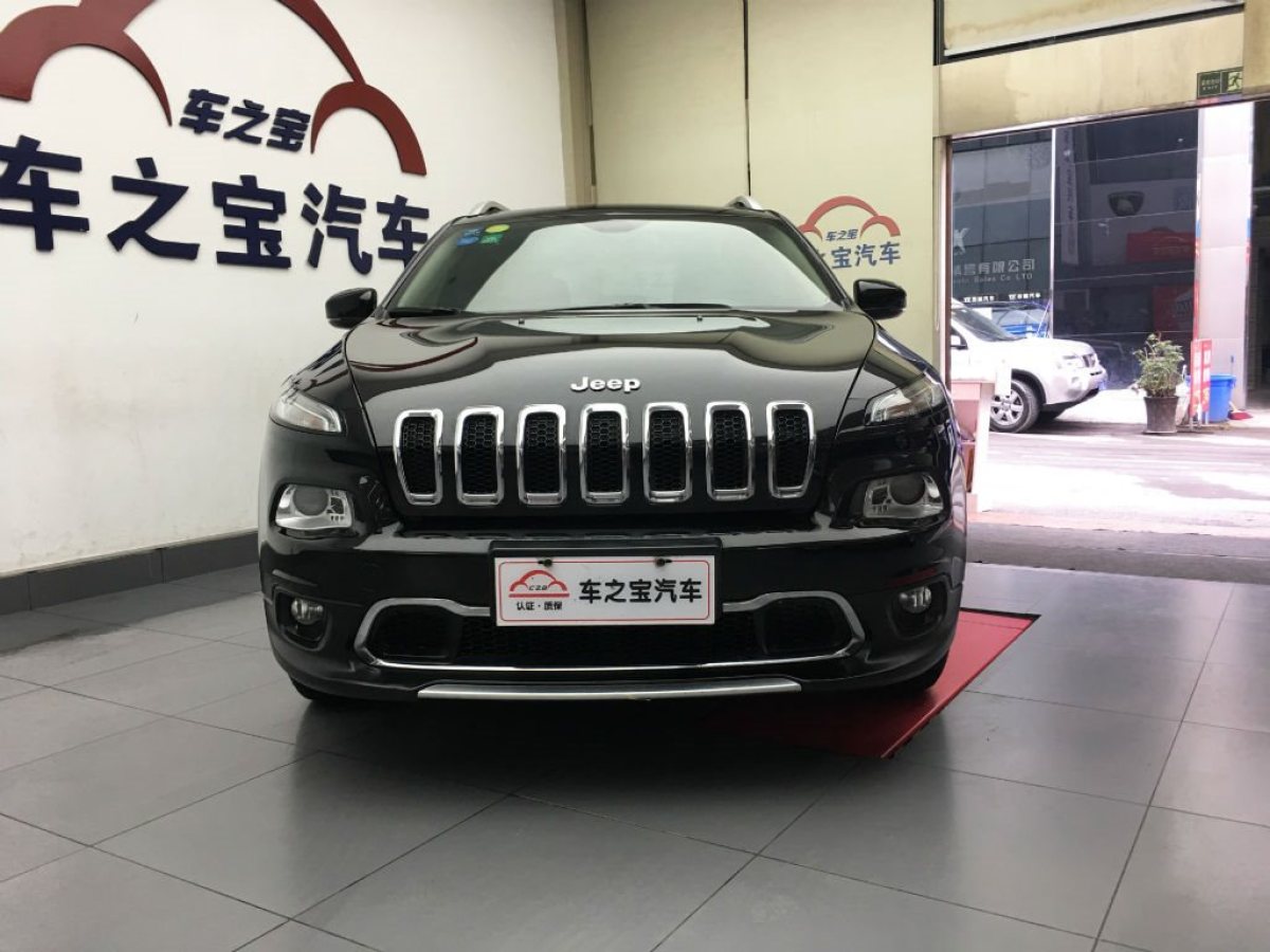 【重庆】2017年06月 jeep 自由光 2017款 2.4l 领先版 自动档