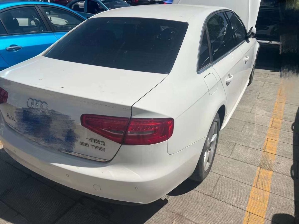 奥迪 奥迪a4l 2015款 a4l 1.8tfsi 30tfsi 舒适型图片