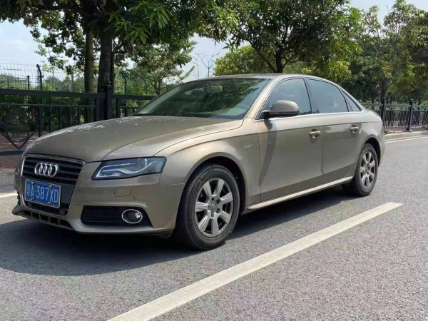 奥迪 奥迪a4l 2012款 2.0 tfsi 自动舒适型