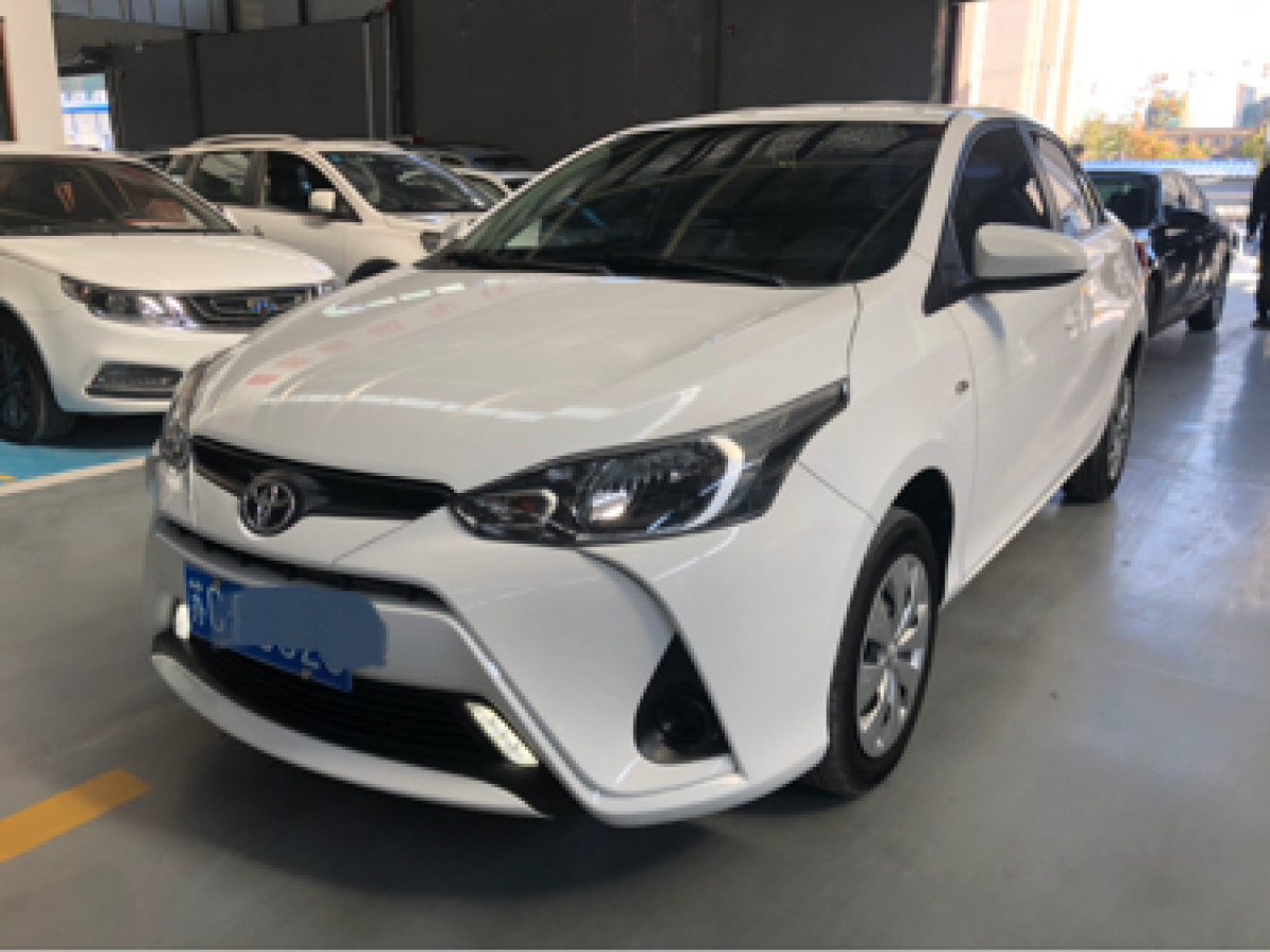 丰田 yaris l 致享 2020款 1.5l cvt领先版图片