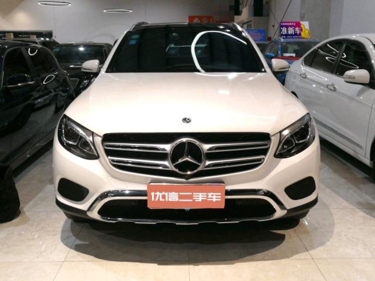 【潍坊】2017年5月 奔驰 奔驰glc 2017款 glc 200 4matic 自动档