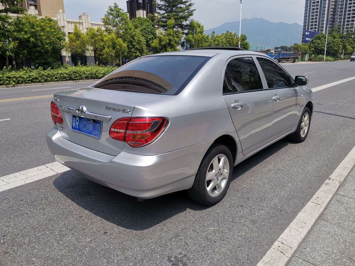 丰田 花冠 2013款 1.6l 自动豪华版图片