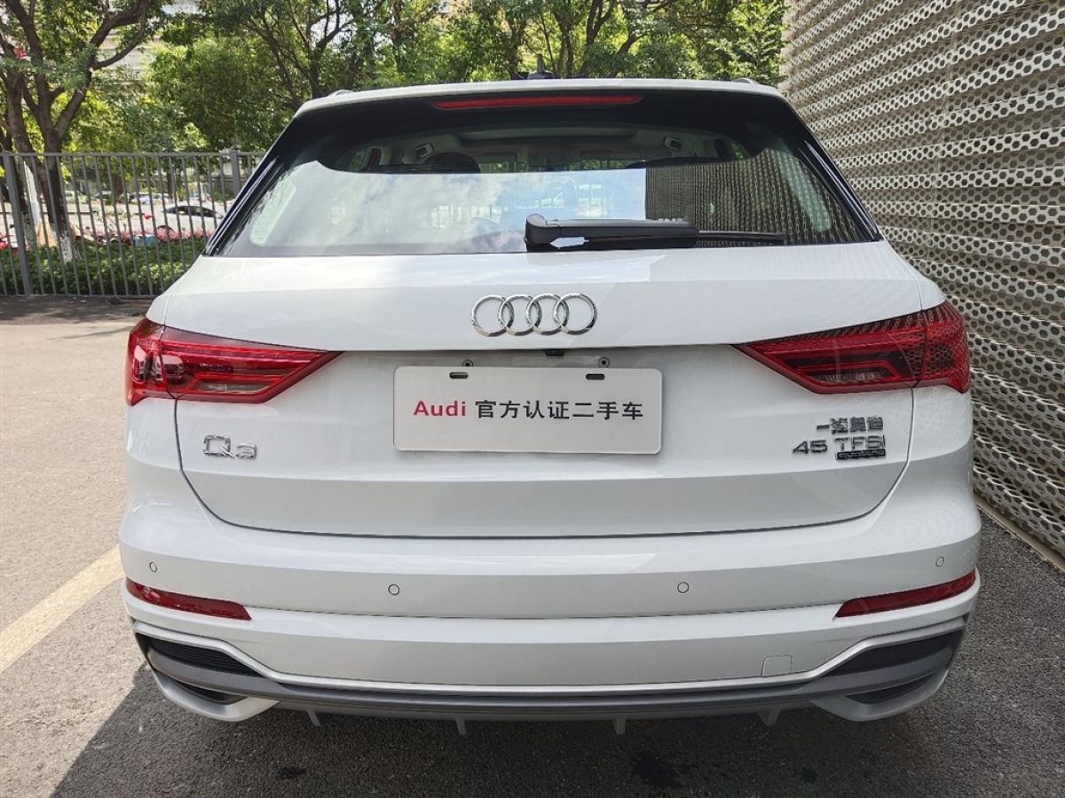 【昆明】未上牌 奥迪 奥迪q3 2019款 45 tfsi quattro 豪华动感型