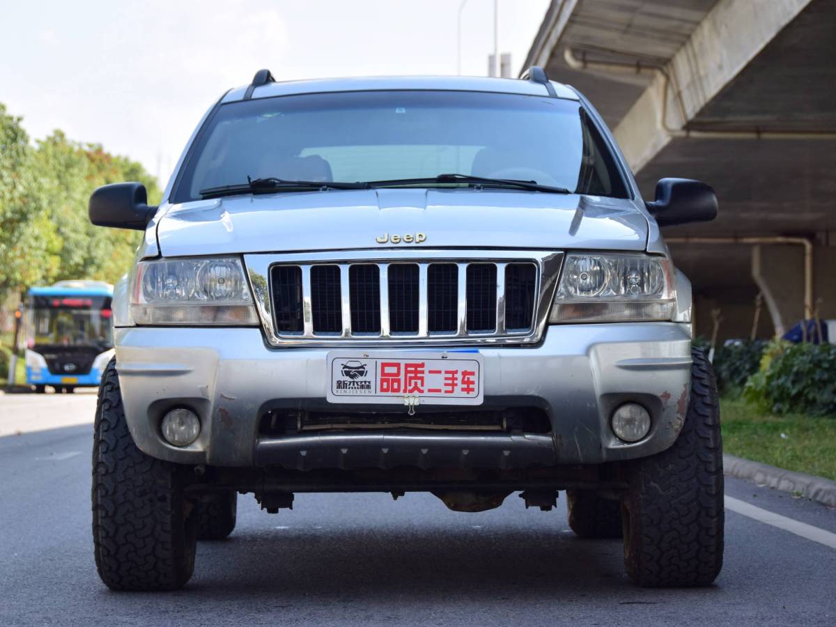 【德阳】2006年10月 jeep 大切诺基 2005款 4000 征程 自动档