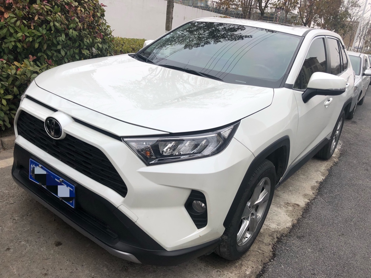 丰田 rav4荣放 2021款 2.0l cvt四驱风尚plus版图片