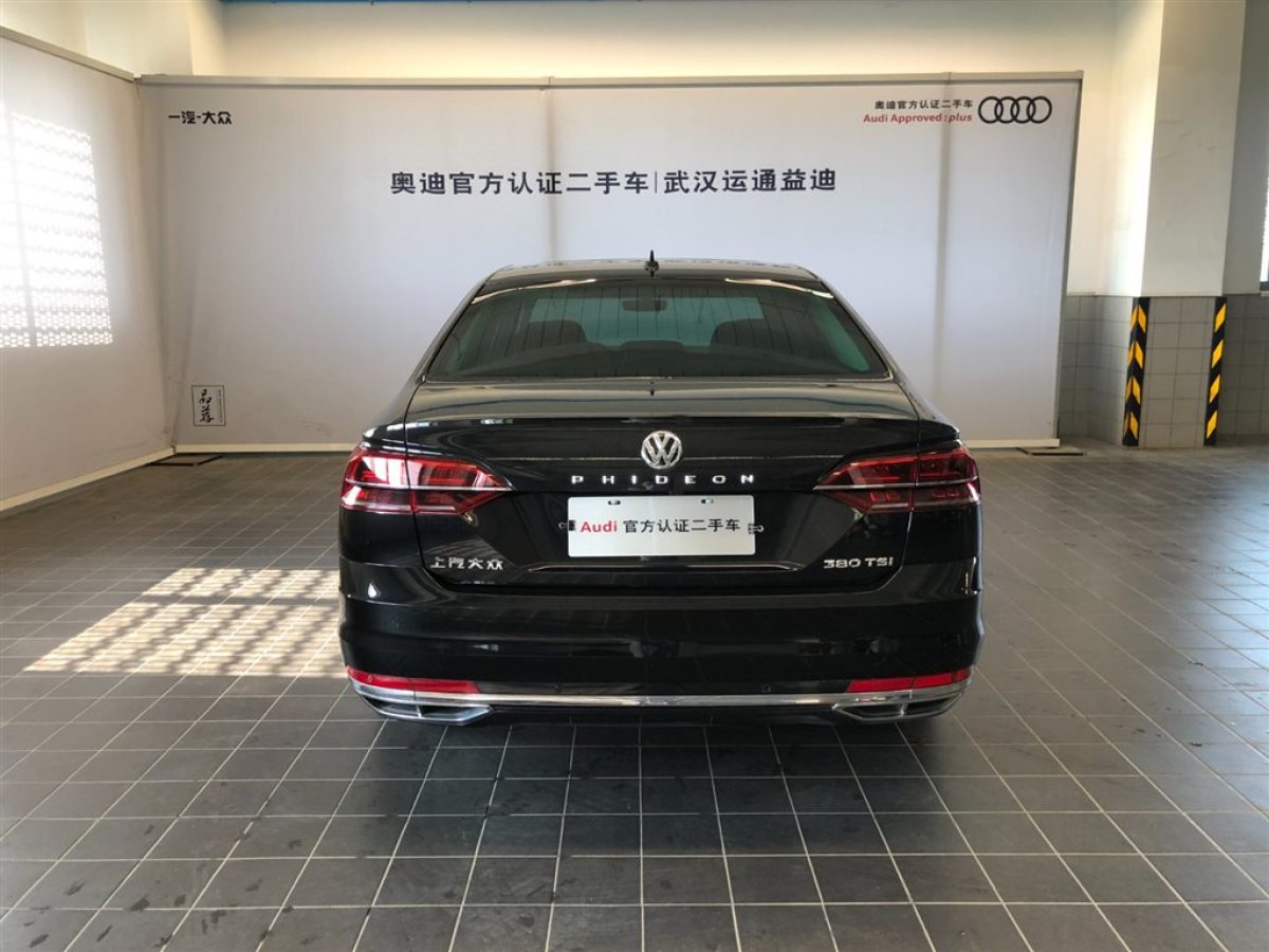 【武汉】2020年08月 大众 辉昂 2019款 380tsi 两驱商务版 国v 自动档