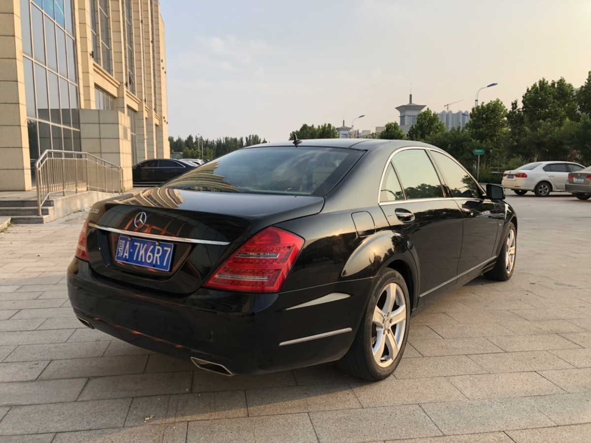 奔驰 奔驰s级  2010款 s 400 l hybrid图片