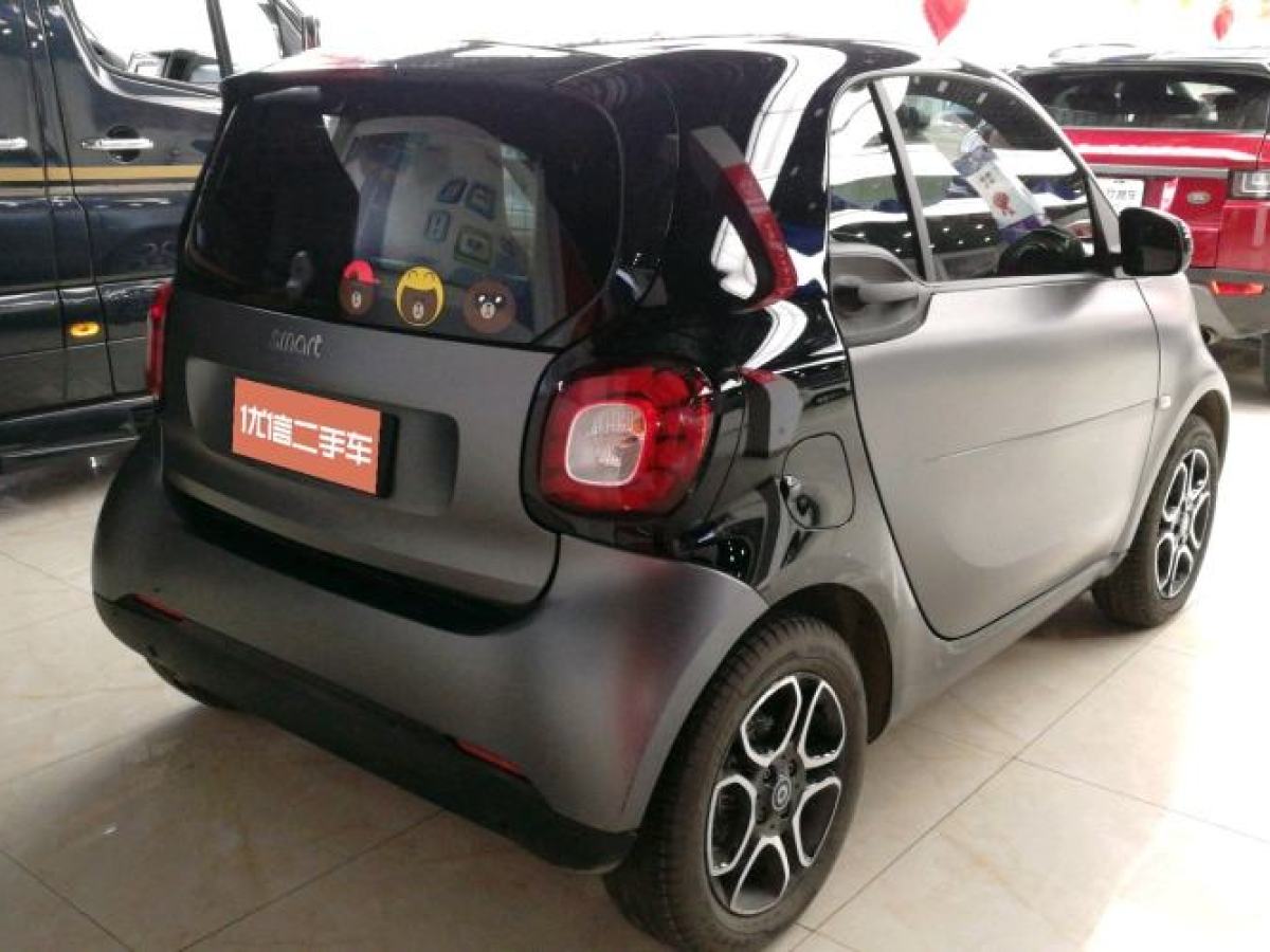 二手smart fortwo 2015款 1.0l 52千瓦硬顶激情版__车