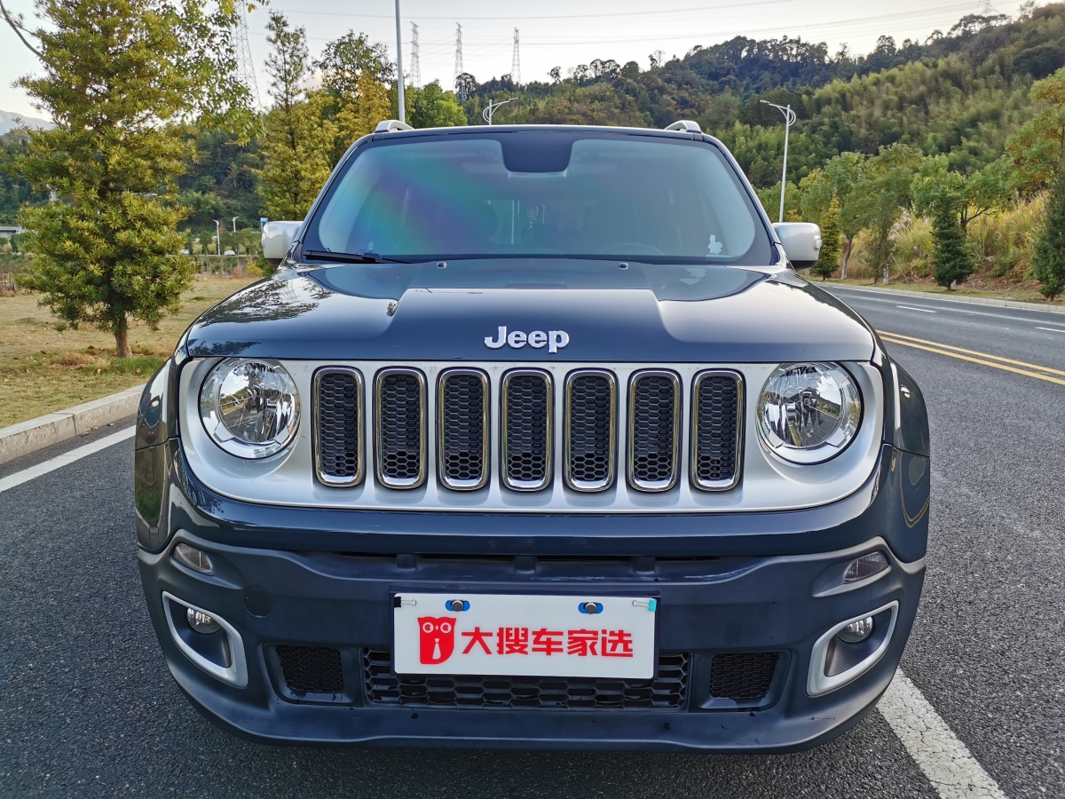 三明2018年8月jeep自由侠2018款互联大屏版180ts自动四驱全能版蓝色