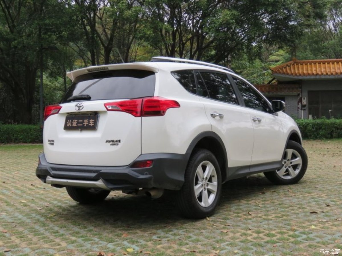 【深圳】2014年2月 丰田rav4荣放 2013款 2.5l 自动四驱精英版 自动档