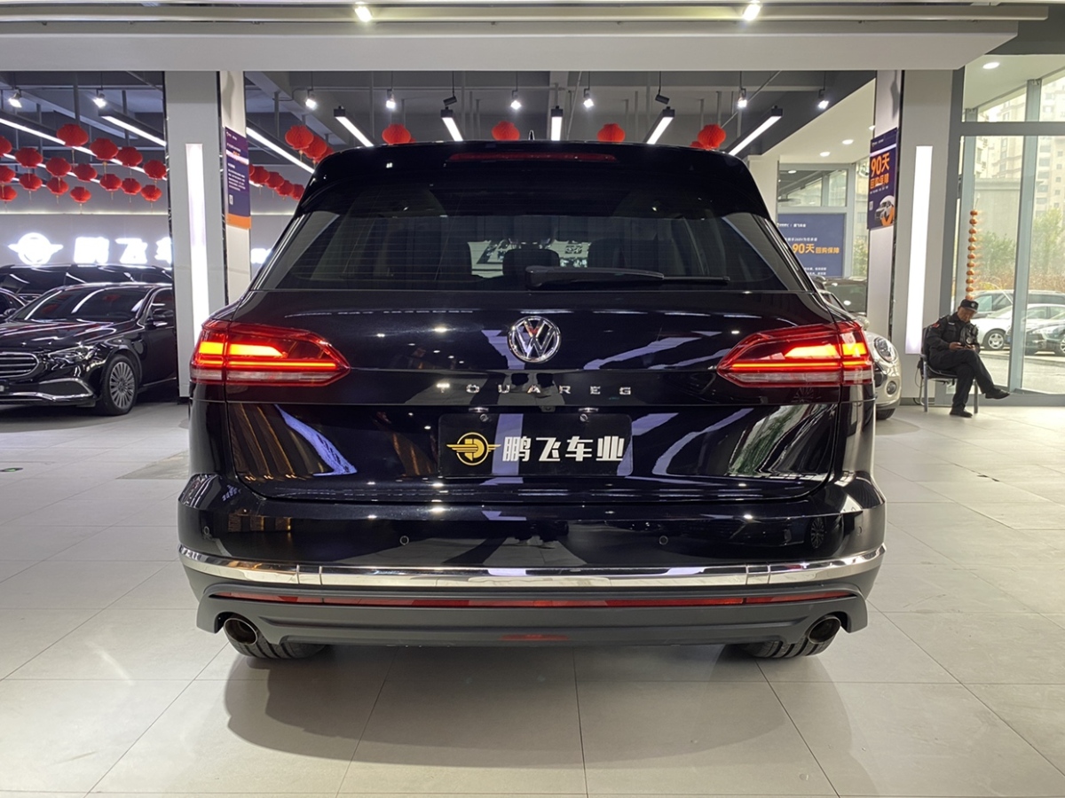 大众 途锐  2019款 2.0tsi 领航版图片