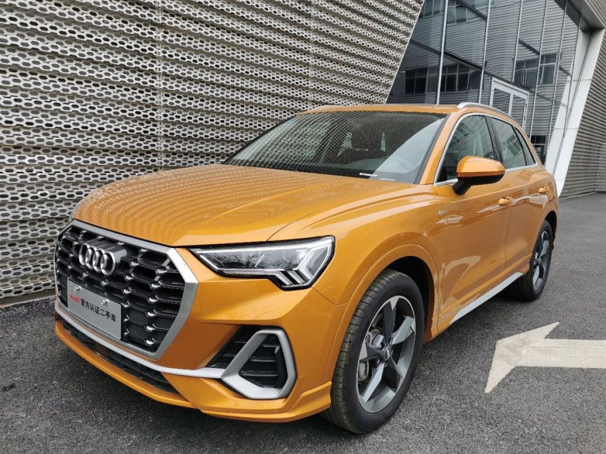 未上牌奥迪 奥迪q3 2019款 40 tfsi 时尚动感型