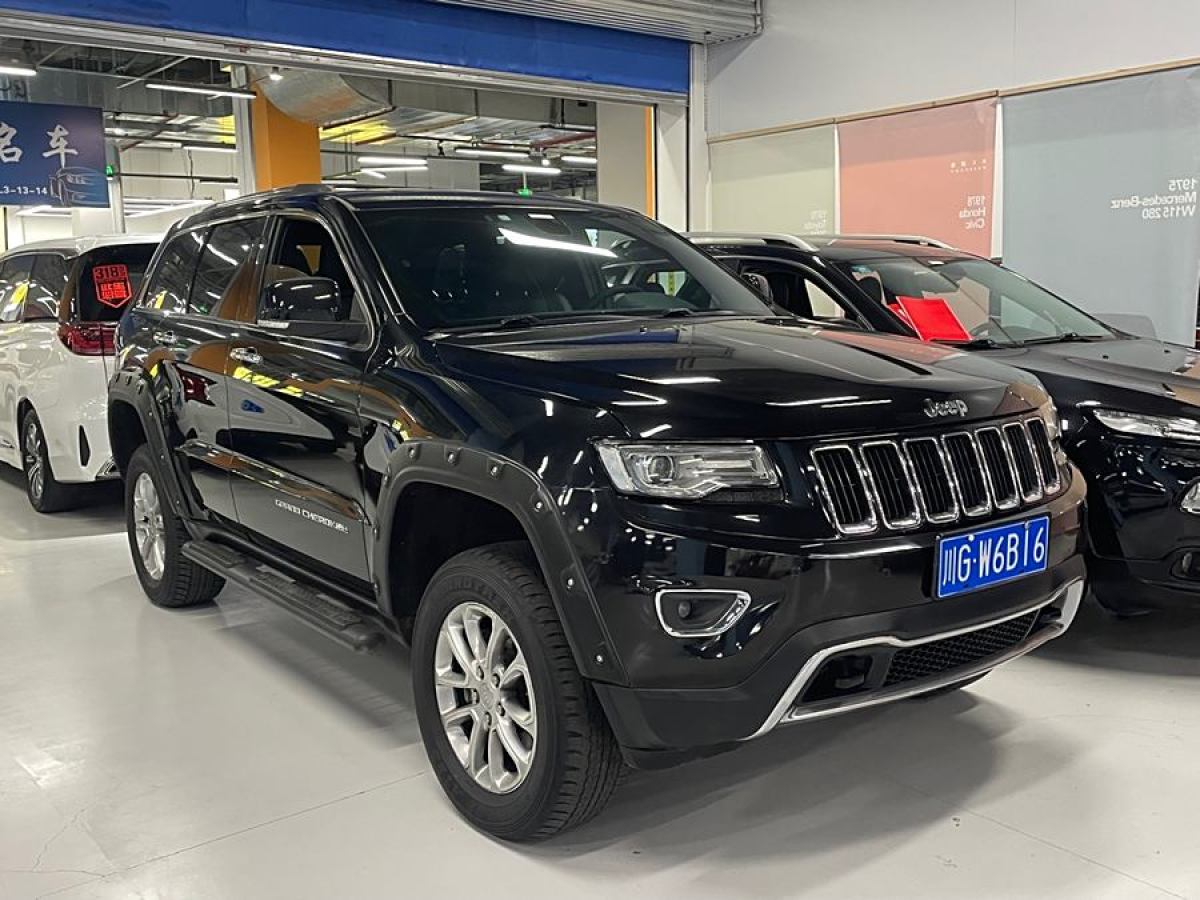 Jeep 大切諾基  2014款 3.6L 精英導(dǎo)航版圖片