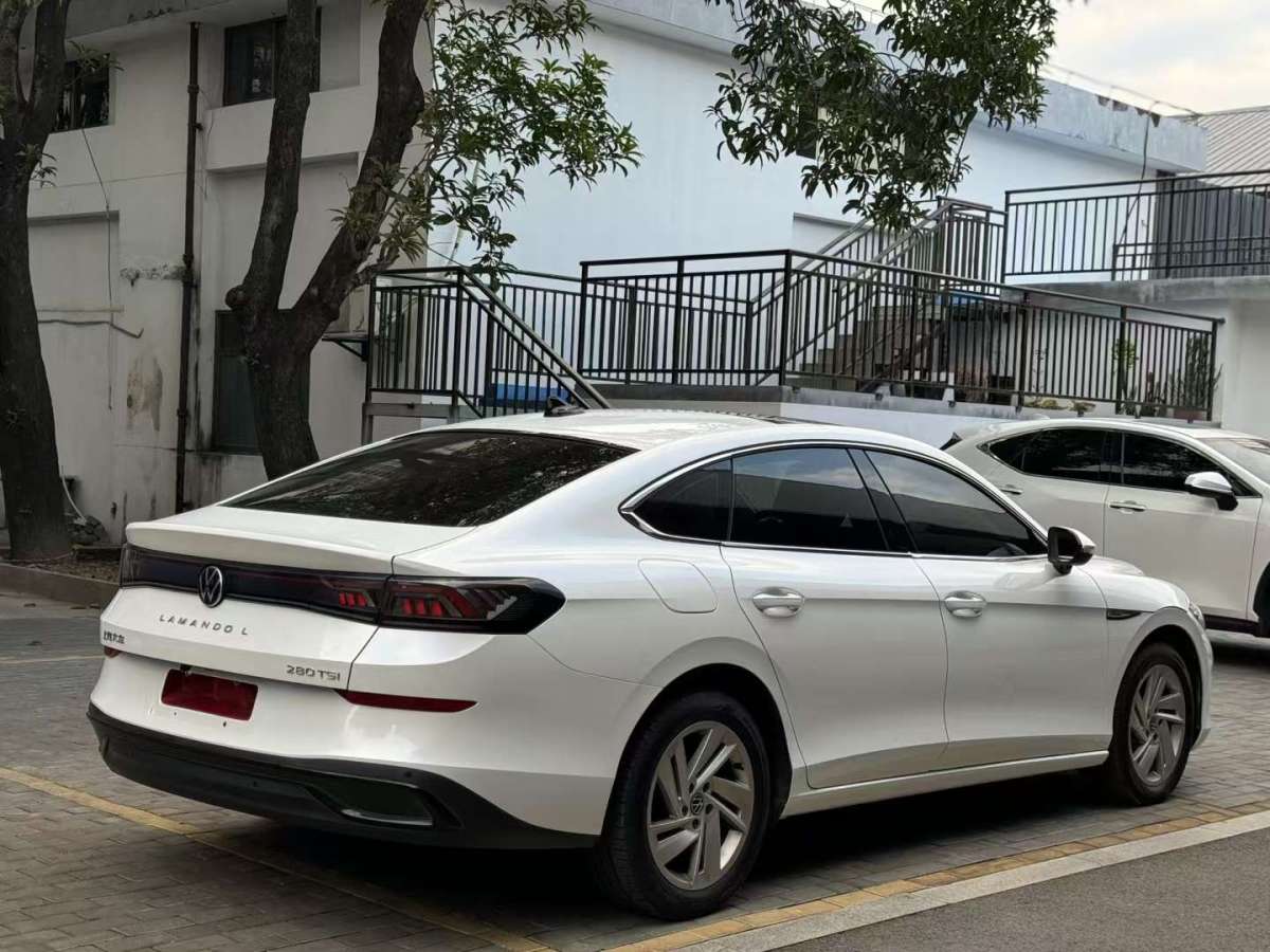 大眾 凌渡  2022款 凌渡L 280TSI DSG炫辣版圖片