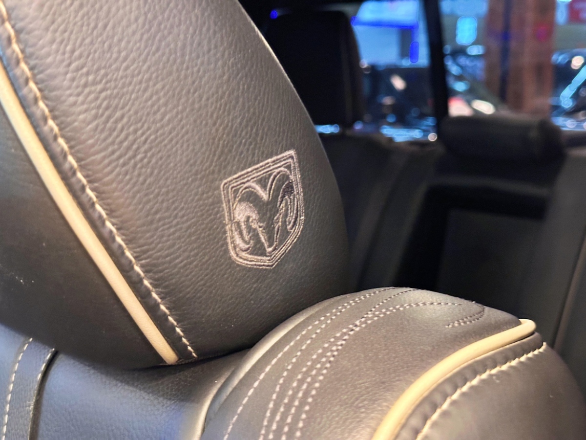 道奇 Ram  2017款 長角號 5.7L 加長版圖片