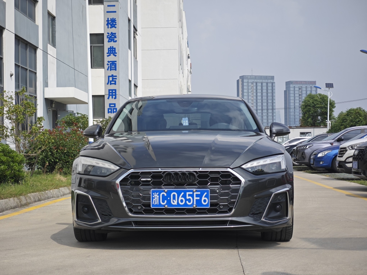 奧迪 奧迪A5  2023款 Sportback 40 TFSI 時(shí)尚動(dòng)感型圖片