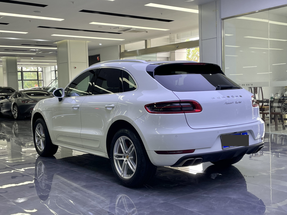 保時(shí)捷 Macan  2016款 Macan Turbo 3.6T圖片