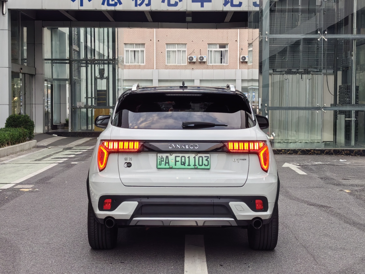 領(lǐng)克 領(lǐng)克01新能源  2019款  1.5T PHEV 勁Pro 國(guó)VI圖片