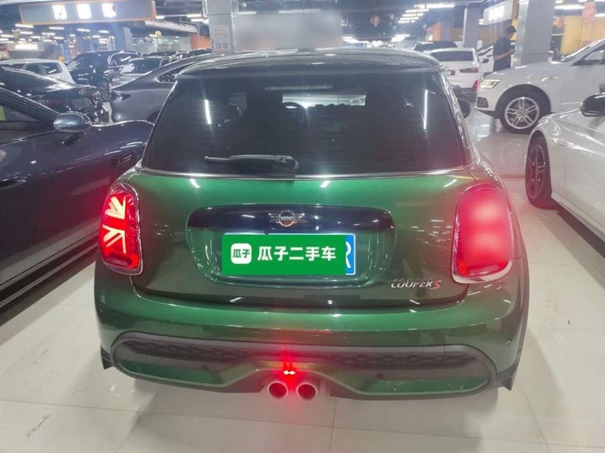 MINI MINI  2022款 改款 2.0T COOPER S 經(jīng)典派圖片
