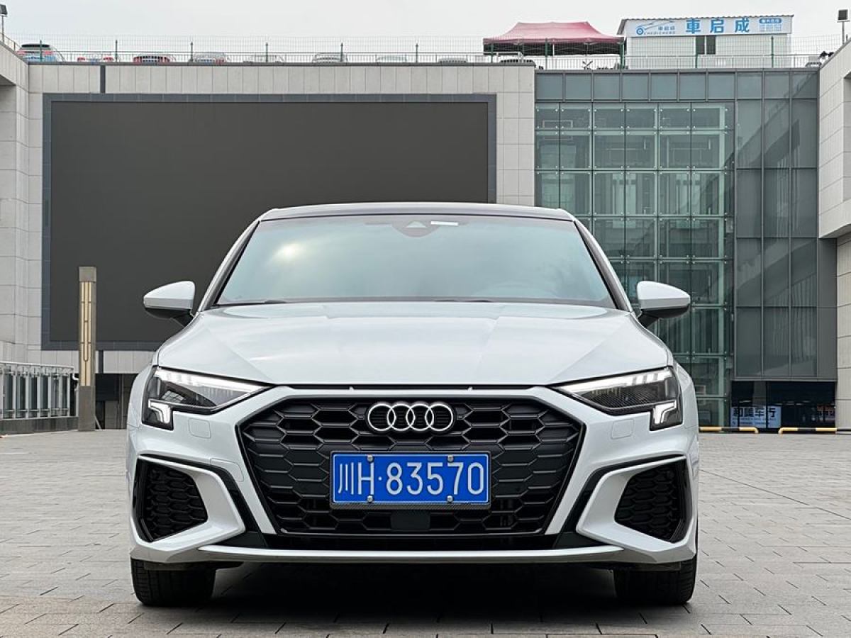 2024年1月奧迪 奧迪A3  2024款 Sportback 35 TFSI 豪華運(yùn)動(dòng)型