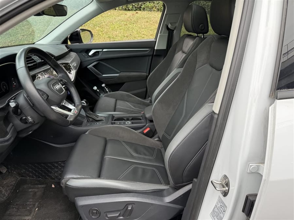 奧迪 奧迪Q3  2022款 40 TFSI 時尚動感型圖片