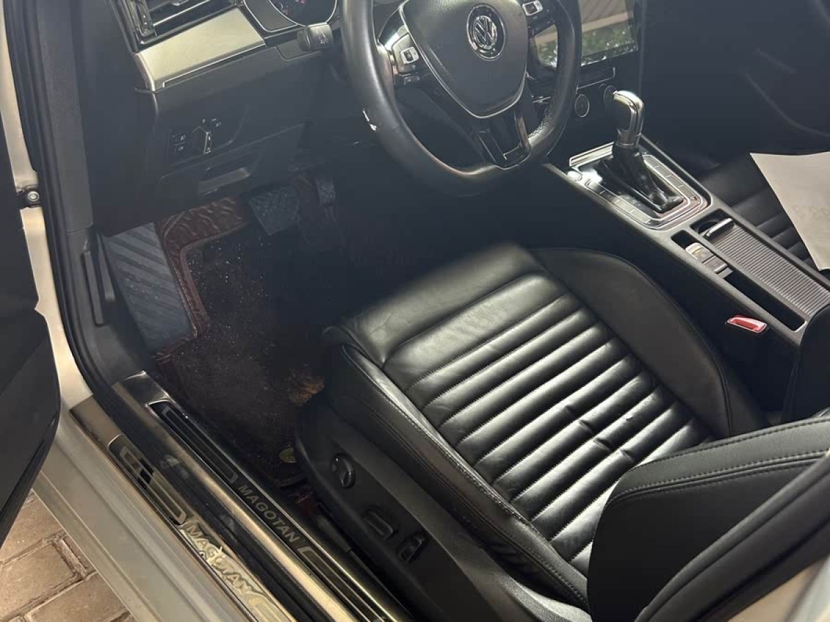 大眾 邁騰  2019款  330TSI DSG 領(lǐng)先型 國(guó)VI圖片