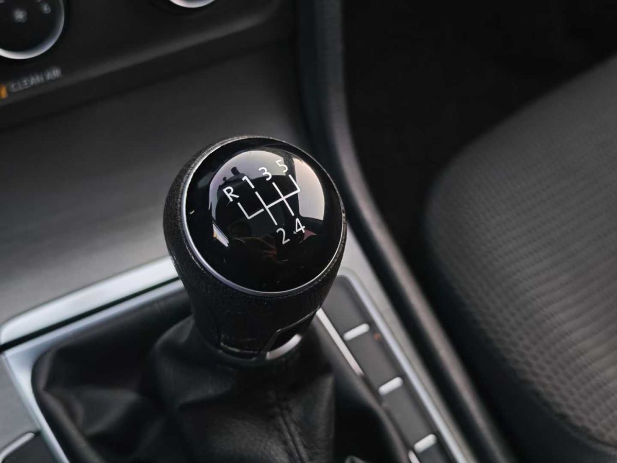 大眾 高爾夫  2016款 1.6L 手動時尚型圖片