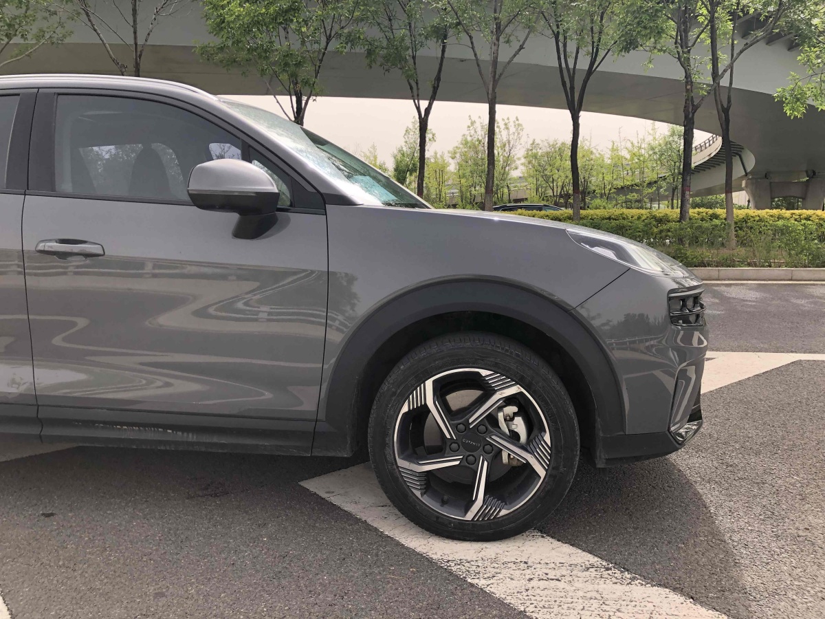領(lǐng)克 領(lǐng)克06新能源  2022款 PHEV 84KM續(xù)航版 Pro圖片