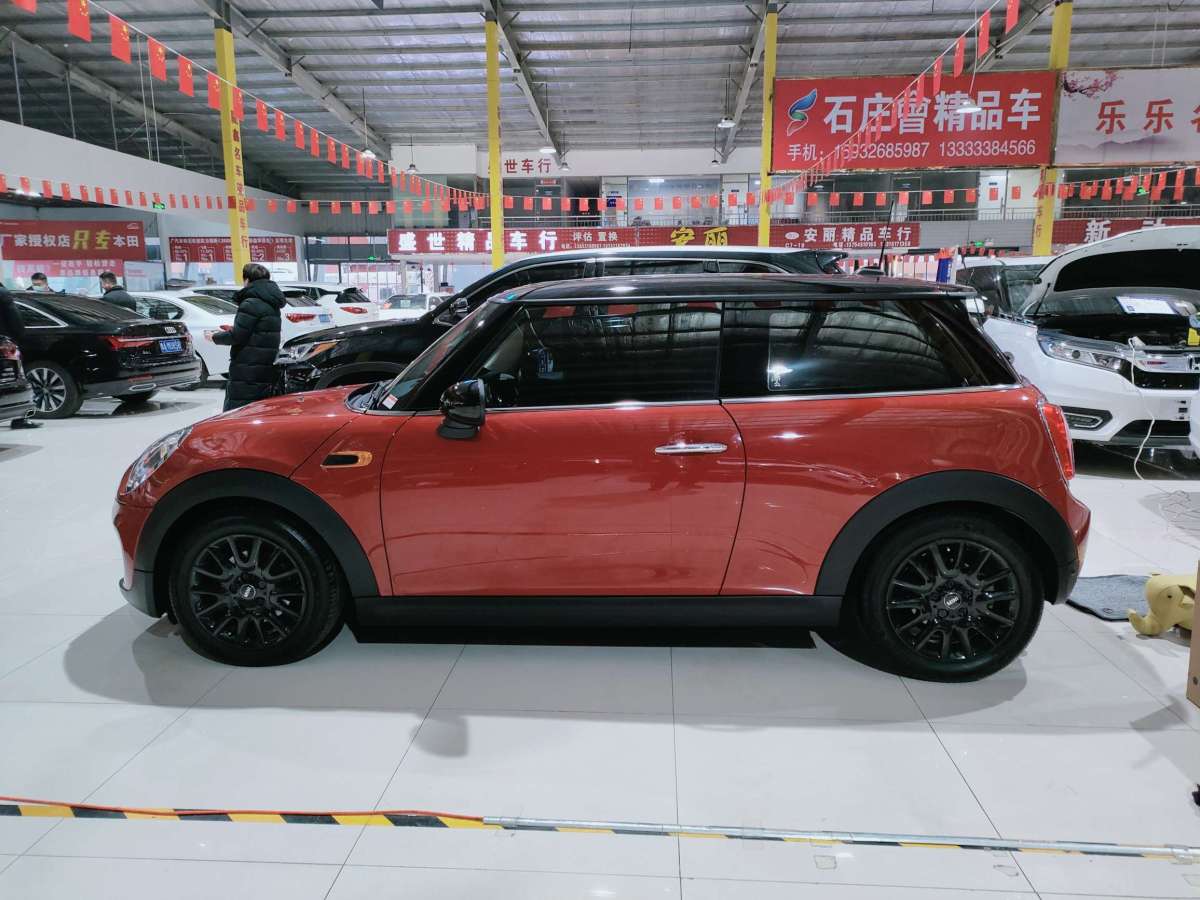 MINI MINI  2018款 1.5T COOPER 色彩紀(jì)念版圖片