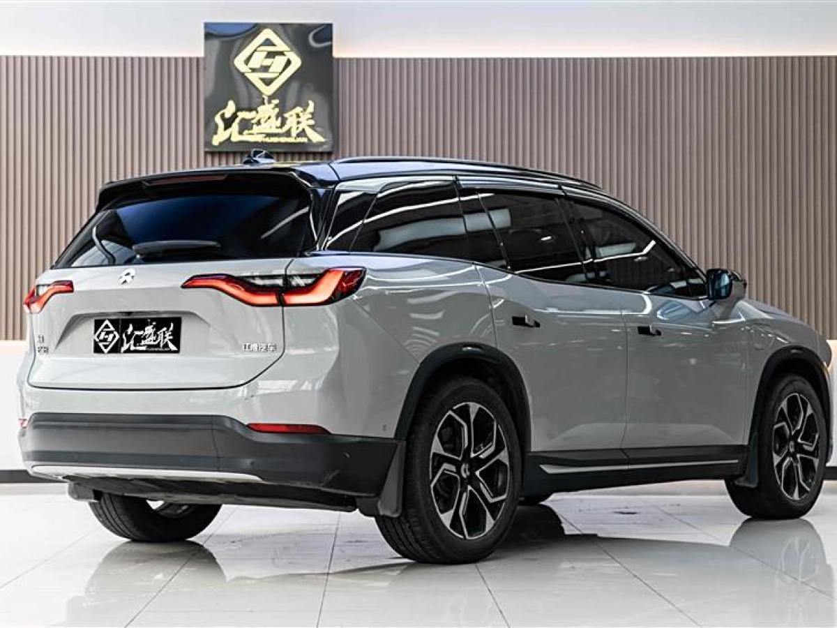 蔚來 ES8  2018款 355KM 基準(zhǔn)版 六座版圖片