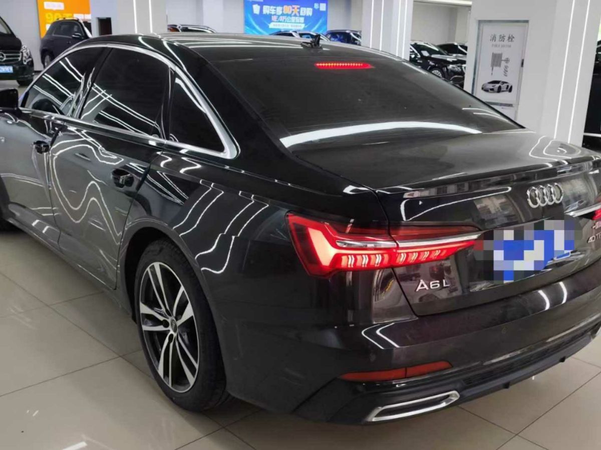 奧迪 奧迪A6L  2022款 40 TFSI 豪華動(dòng)感型圖片
