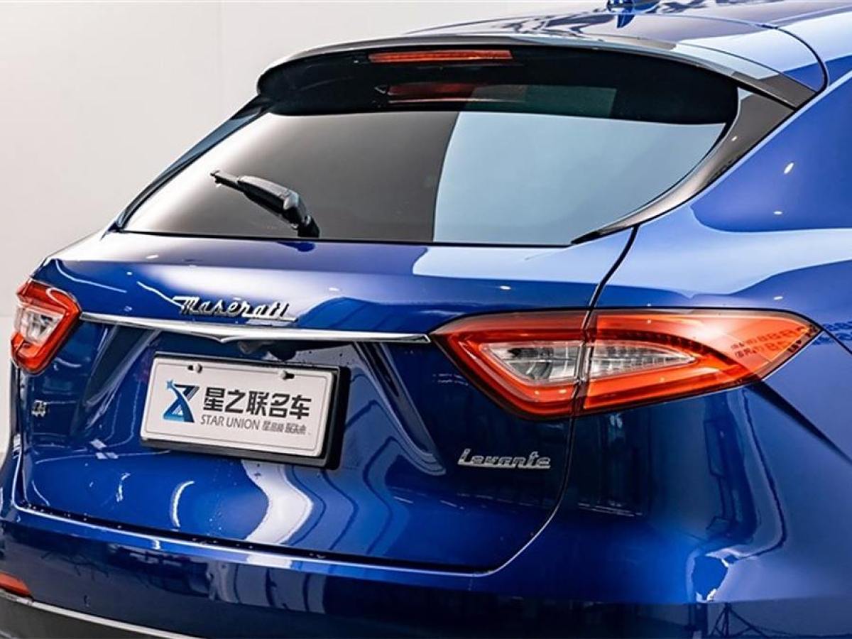 瑪莎拉蒂 Levante  2019款 3.0T 350Hp 標(biāo)準(zhǔn)版 國VI圖片